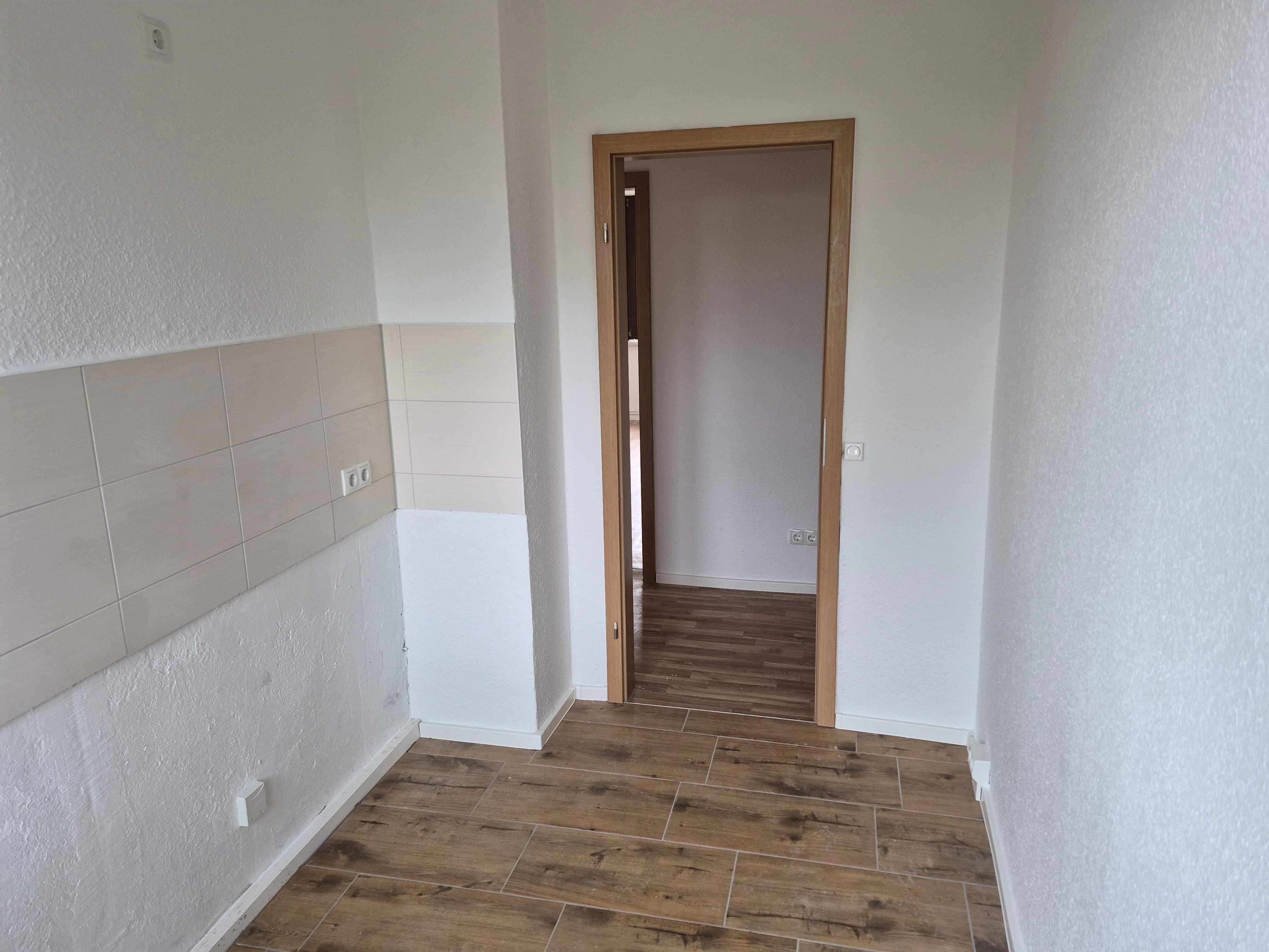 3-Raum Wohnung (Kautionsfrei) – Röbeler Straße 31, Ludorf – Bild 8